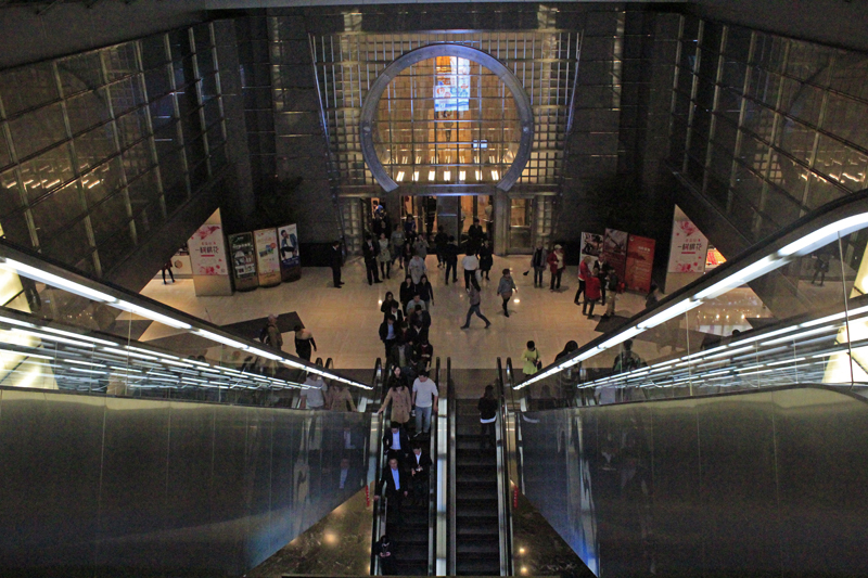 2017-04-07_112943 china-2017.jpg - Pudong - Jin Mao Tower - Eingangsbereich